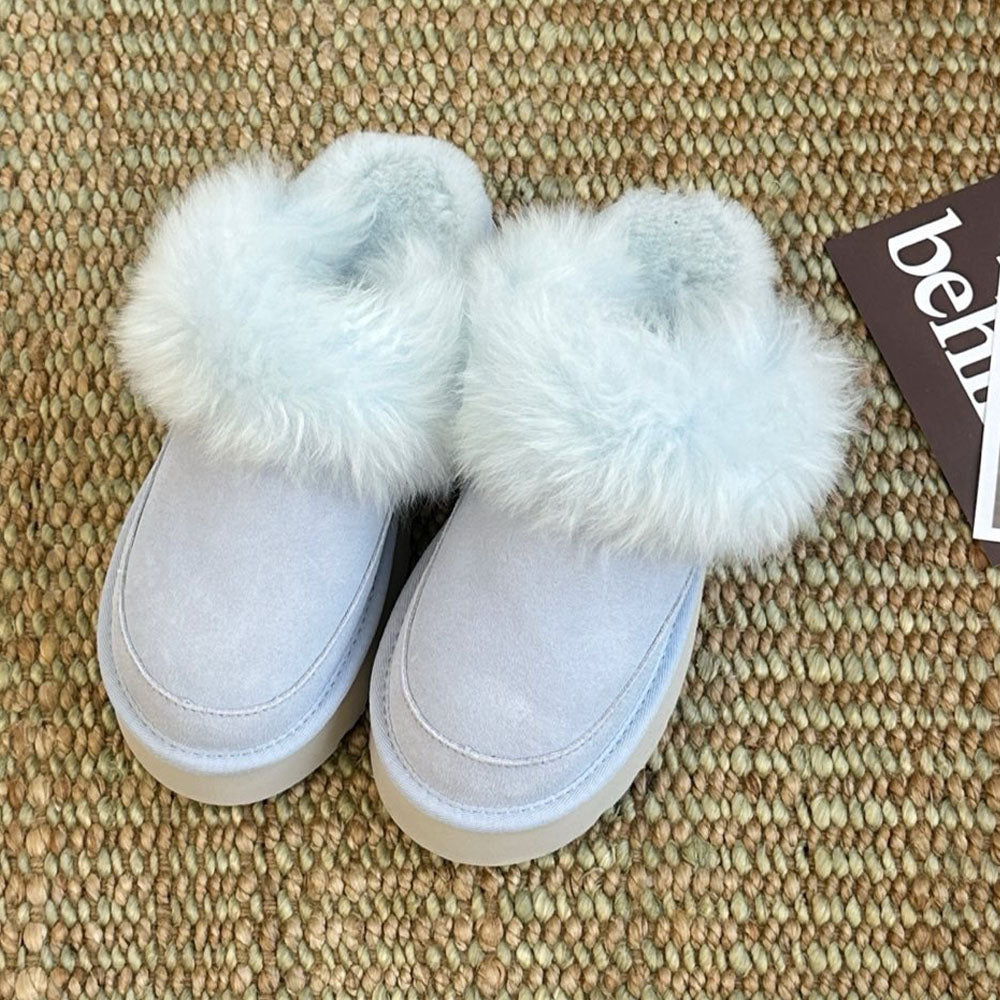 New long-haired slippers snow boots have a shoe box