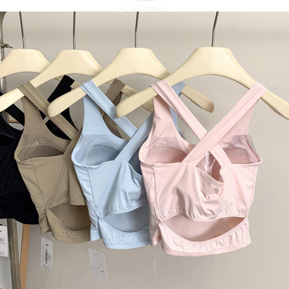Women's new sports vest with chest pad, beautiful back yoga top, slim back, crossed shoulders and fitness bra.