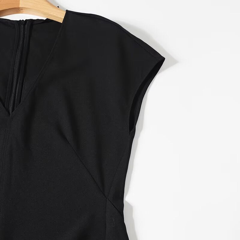 Women's 2025 new fashion black slim V-neck MIDI dress