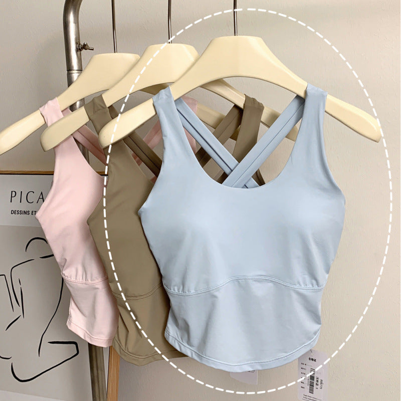 Women's new sports vest with chest pad, beautiful back yoga top, slim back, crossed shoulders and fitness bra.